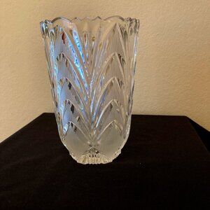 USSR RARE HANDMADE 24%+  LEAD CRYSTAL VASE        REDUCED PRICE!